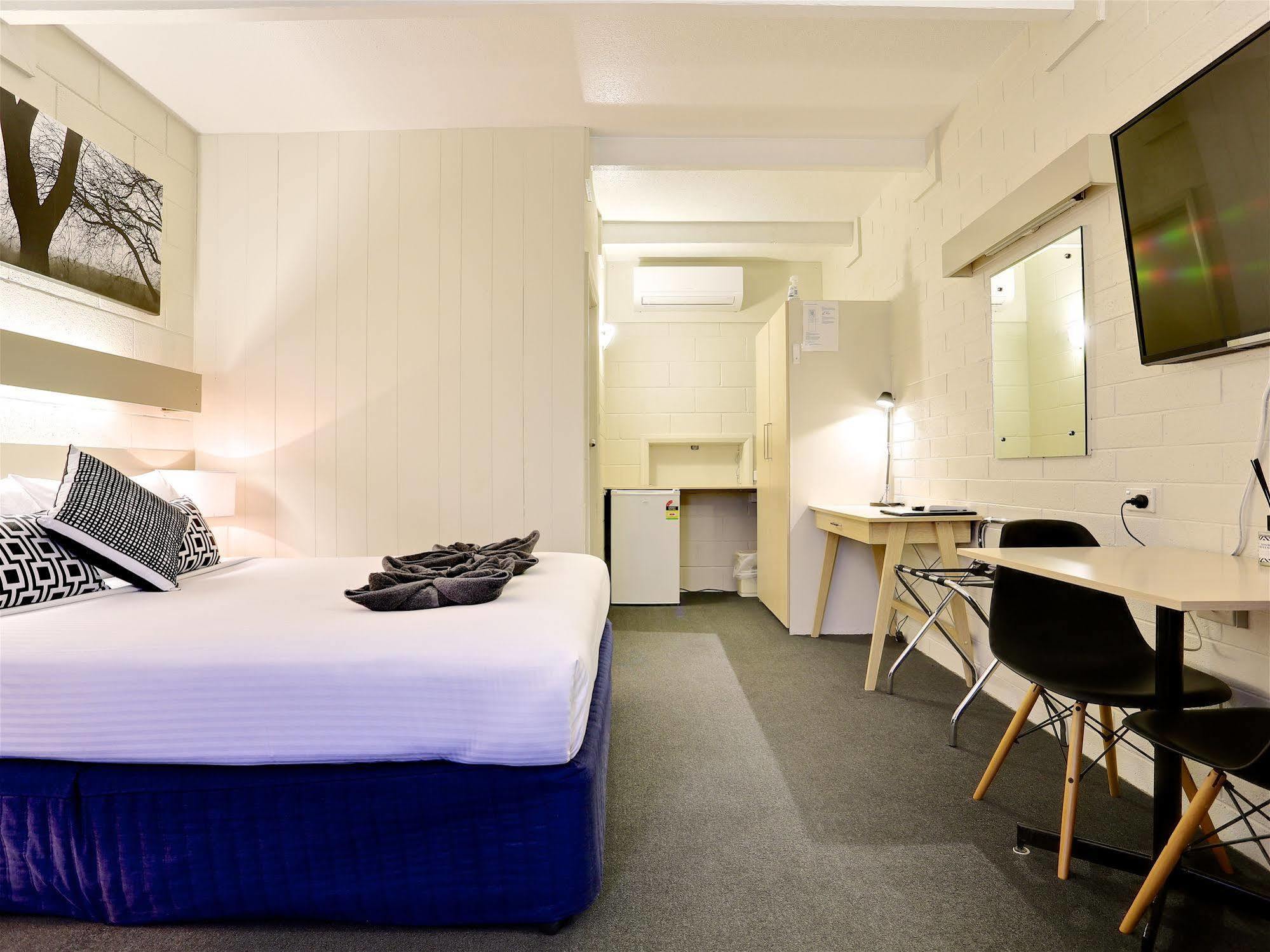 Castle Creek Motor Inn Euroa Exterior foto